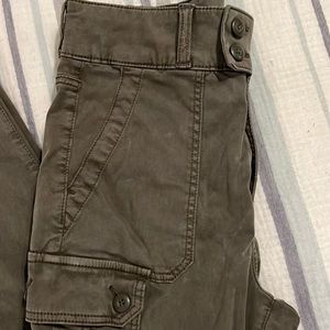 American eagle skinny cargo pant size 10 regular